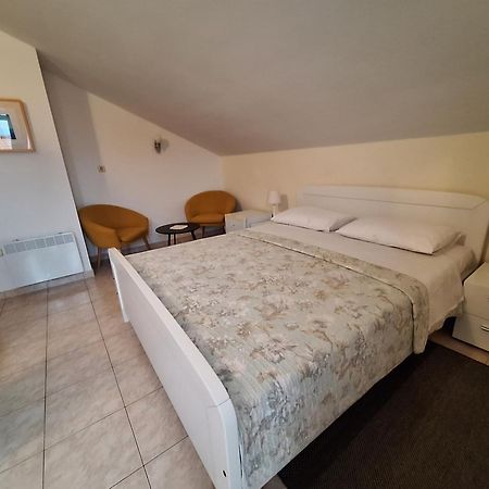 Guesthouse Barić Zadar Eksteriør billede
